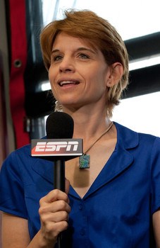 ESPN’s Pam Ward selected as CoSIDA’s 2010 Jake Wade Award recipient